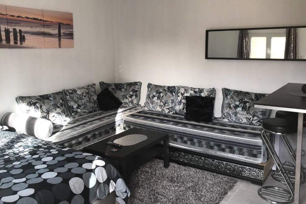 Studios Moderne Et Spacieux Morieres-les-Avignon Eksteriør billede